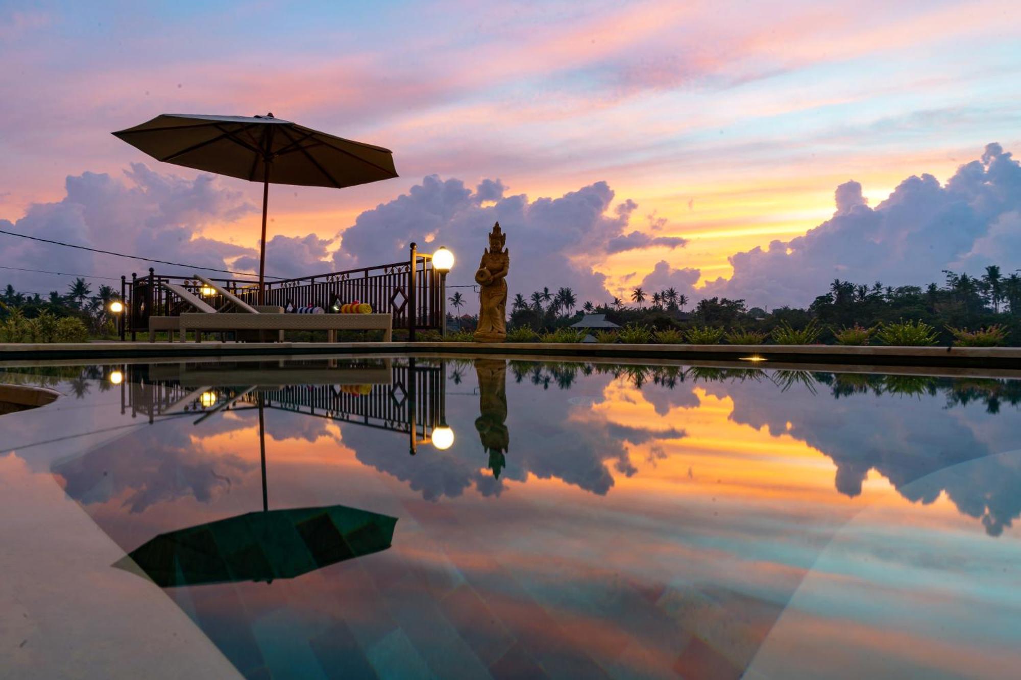 The Pyramid Ubud River Villas Gianyar  Bagian luar foto